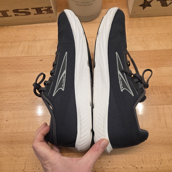 Altra Escalante 4 Womens Running Sneakers Shoes Black/White Size 10 - Picture 8 of 9